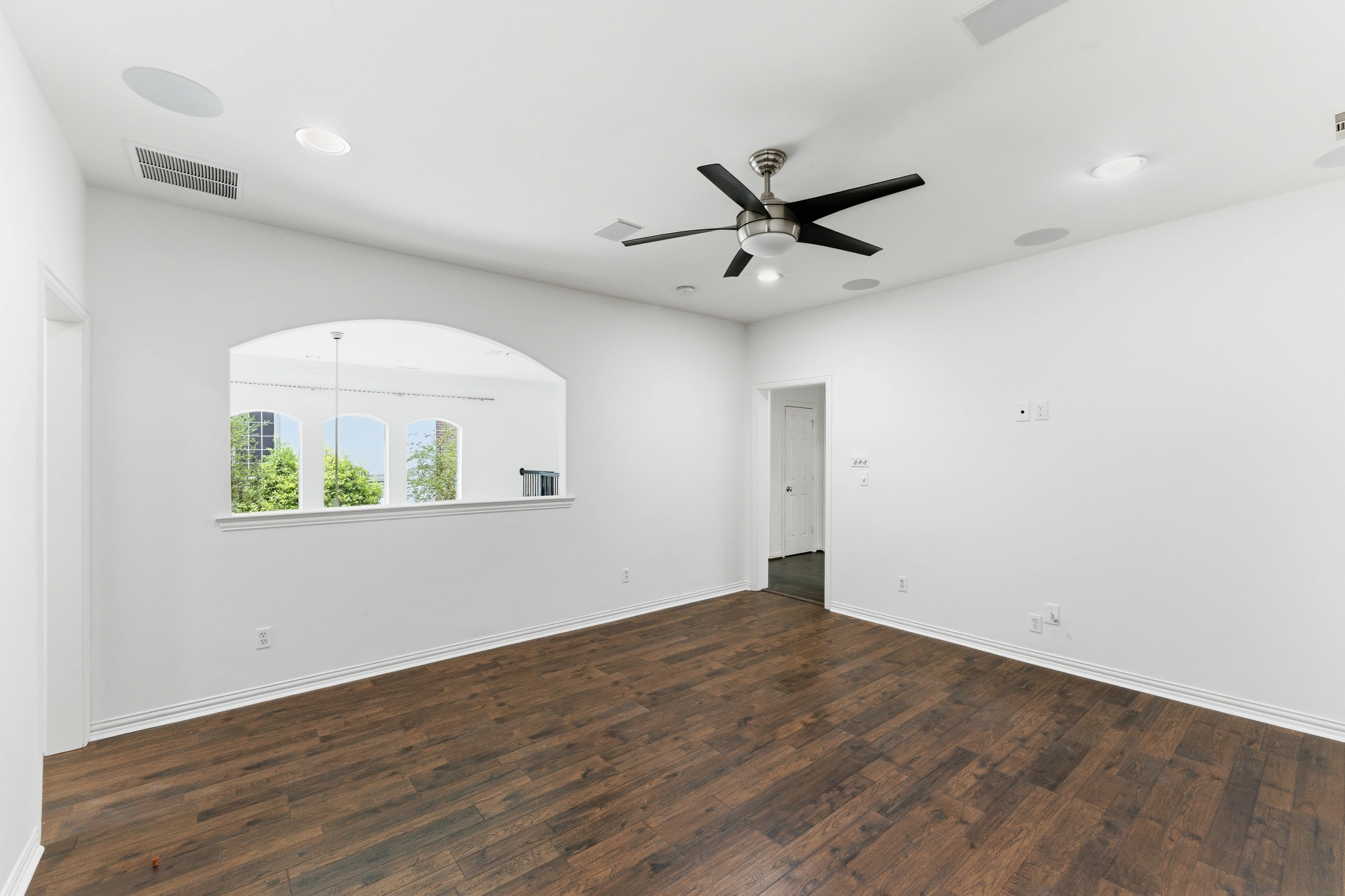 Upstairs entertainment / game room